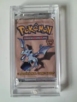 1999 Fossil Pokemon Booster Pack Aerodactyl Art WOTC Sealed - Image 1
