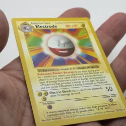 Pokemon TCG Electrode Card 21/102 Base Set Shadowless Rare - Image 4