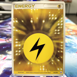 Lightning Energy 011/015 Gift Box Mew Japanese Pokemon Card ~ MP - Image 1