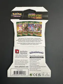 Pokemon TCG SwSh: Evolving Skies Sleeved Booster Pack (Rayquaza Art) - Image 2