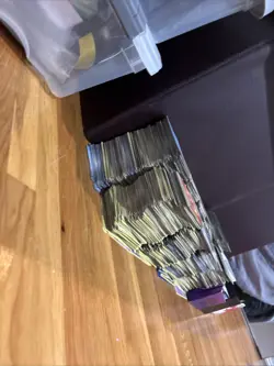 Pokemon TCG Bulk Lot 5k+ Cards 20lbs Collection From 2010-2021 Holos And Rares - Image 2