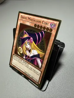 Dark Magician Girl 1st Edition PGLD-EN033 Yugioh - Image 3