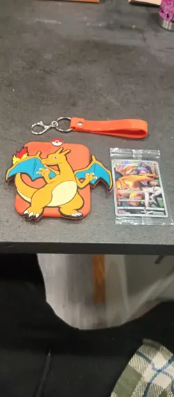 🔥 Charizard keychain promo with card holder to display your Pokemon 🔥 - Image 1