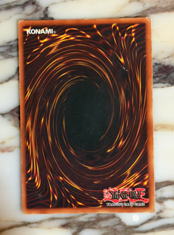 2002 YuGiOh Collectors Tin Dark Magician LIMITED EDITION BPT-001 LP!! RARE!! - Image 2