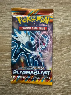 Sealed Pokemon Black & White Plasma Blast Booster Pack x4 - 1 of Each Artwork - Image 2