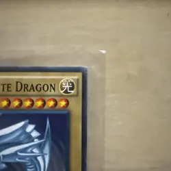 Blue-Eyes White Dragon (Version 2) LDK2-ENK01 Legendary Decks II - Image 3