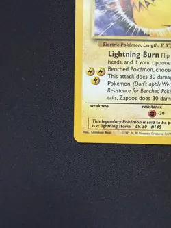 Pokemon Card Zapdos #23 WoTC Promo Black Star - DMG - Image 3