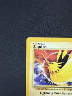 Pokemon Card Zapdos #23 WoTC Promo Black Star - DMG - Image 4