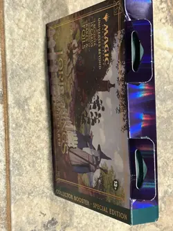 MTG Lord of the Rings: Special Edition Collector Booster Omega Sealed (creased) - Image 3