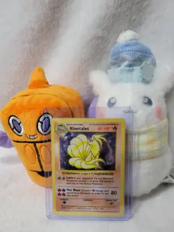 Ninetales 012/102 Base Set (Shadowless) Holo LP+ - Image 1