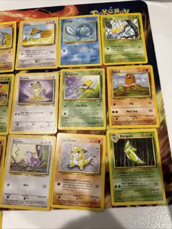 Pokemon TCG - Base Set Unlimited Base set 2 WOTC 26 Mixed Card Lot - Image 4