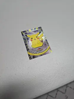 2000 Topps Chrome Pokemon Pikachu Holo Foil - Image 2