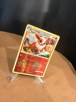 Pokemon TCG Flareon 44/95 Call of Legends 2011 Reverse Holo Card Near Mint - Image 2