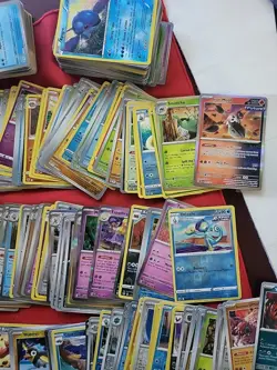 POKEMON CARDS LOT: Holographic / Reverse Holo / Non-holo Rares -(50 Card Lots+) - Image 3