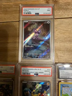 Buld Lot Of 7 Graded Pokemon Cards Pikachu, Venusaur, Squirtle - Image 3