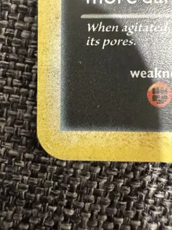 Umbreon 10/90 HS Undaunted Holo Rare Lightly Played Pokemon TCG Card - Image 3