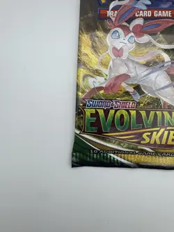 Pokemon TCG Sword & Shield Evolving Skies Booster Pack Factory Sealed! 820650808777 - Image 4