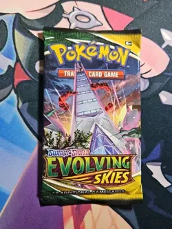 Nintendo Pokemon TCG Sword & Shield Evolving Skies Booster Pack 21 820650808777 - Image 1