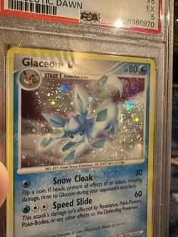Pokemon TCG Glaceon LV.44 Holo Rare Card Majestic Dawn 5/100 PSA 5 - Image 2