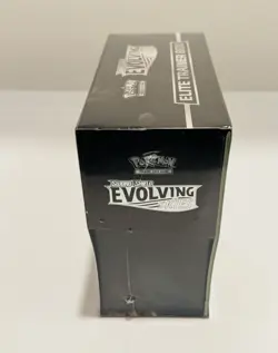 Pokemon TCG - Evolving Skies Elite Trainer Box (Umbreon Leafeon Jolteon Flareon) - Image 3
