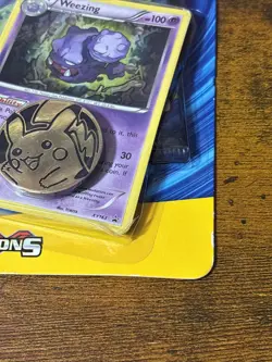 Pokemon TCG XY Evolutions Blister Pack Weezing Promo SEALED Pikachu Coin - Image 3