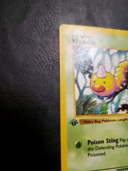 Pokemon TCG 1999 Base Set Weedle Card 69/102 1st Edition Shadowless Damaged - Image 5