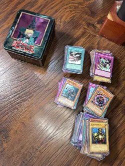 Yu-Gi-Oh - Joey Wheeler Jinzo Tin - Konami - Collectible Tin - *530 Bulk Cards * - Image 1