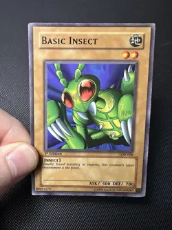 Basic Insect - LOB-008- 1st Edition NA English vintage Legend of Blue Eyes White - Image 1