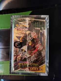 Pokemon Evolving Skies Booster Box Sword & Shield FACTORY SEALED in acrylic case - Image 3