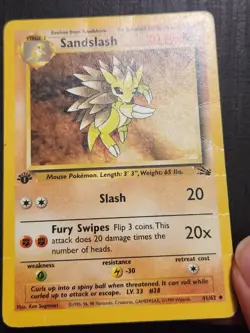 1st Edition Sandslash Fossil Pokemon Card DM 41/62 Uncommon Creased - Image 3