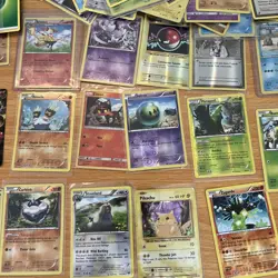 Lot of 123 Random Pokemon Cards - Mixed Collection for Fans & Collectors - Image 4