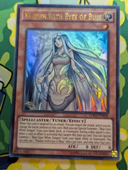 Maiden With Eyes of Blue - LDK2-ENK06 - Ultra Rare - Yugioh Moderately Played - Image 1