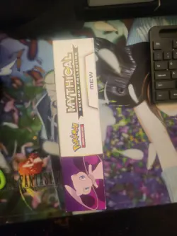 Pokemon 2016 XY Generations Mew Mythical Pin Collection Box Sealed - Image 2