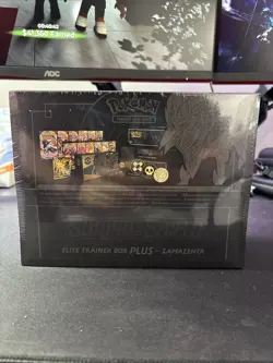Pokemon TCG Sword & Shield Zamazenta ETB Elite Trainer Box PLUS New/Sealed - Image 3