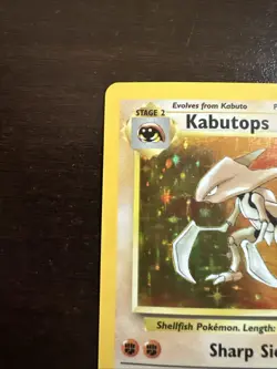 Kabutops 9/62 Holo Rare BINDER DENT Pokemon TCG Fossil WOTC BINDER DENT - Image 2