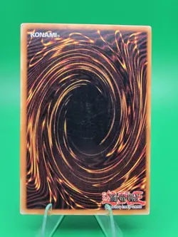 Yu-Gi-Oh! TCG Blue-Eyes White Dragon SDK-001 Ultra Rare Unlimited Edition 💎 - Image 2