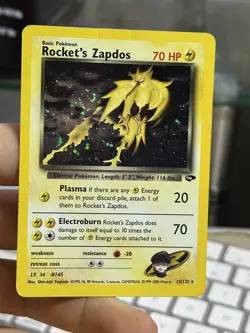 Rocket's Zapdos 15/132 Gym Challenge 2000 SWIRL Holo Rare WOTC Pokemon Card - Image 3