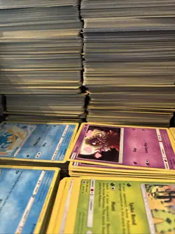 100 Pokemon TCG CardLot-Includes 1 Holo AND 1 V,EX,GX,ALT ART Etc SeeDISCRIPTION - Image 3
