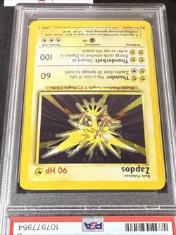 ZAPDOS 1999 Pokemon Base Unlimited Holo 16/102 - PSA 8 - Image 5