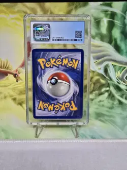 2000 Pokemon Team Rocket 1st Edition #55 Eevee CGC 8 NM mint+ TCG - Image 2