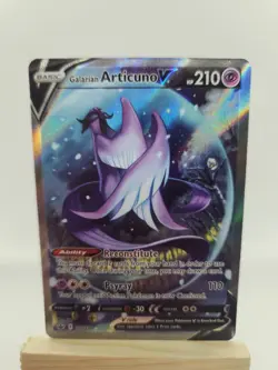 Pokemon Galarian Articuno V 170/198 Ultra Rare Full Art Holo Chilling Reign - Image 1