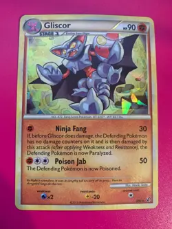 Pokemon TCG Gliscor Holo CRACKED ICE 4/90 HGSS Undaunted - Image 1