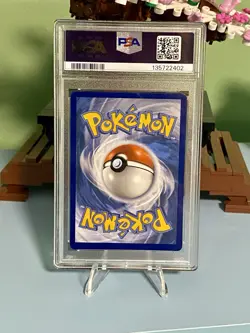 Pokemon TCG Galarian Articuno V 170/198 Chilling Reign! PSA 8! - Image 2