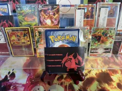 LOTTO POKEMON 30 Carte + CHARIZARD GARANTITO VINTAGE AND NEW! HOLO/V/GX/VMAX/EX - Image 2