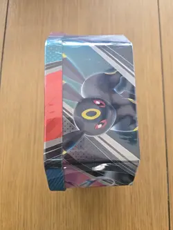 2022 Pokemon Trad8ng Card Game Tin W/ 4 Pokemon TCG Booster Packs - Image 2