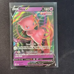Pokemon TCG SWSH: Fusion Strike Ultra Rare Mew v #113/264 NM Condition - Image 1