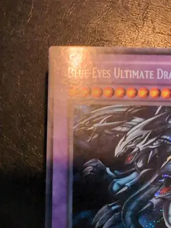 Yu-Gi-Oh SECRET RARE BLUE-EYES ULTIMATE DRAGON RP01-EN000 1996 COPYRIGHT VLP - Image 5