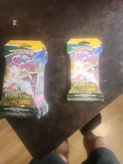 1x Evolving Skies Sleeved Booster Pack - Pokemon TCG - Sword & Shield - Image 2