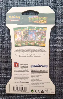 Pokemon TCG: Sword & Shield Evolving Skies Sleeved Booster Pack Sylveon 820650808784 - Image 2