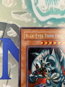 Yu-Gi-Oh! - Blue-Eyes Toon Dragon Magic Ruler MRL-000 1st Edition Secret Rare - Image 3